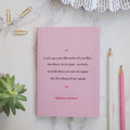 LiteraryEmporium - Virginia Woolf - Kvinnor Författare Pocket Notebook Rosa A6